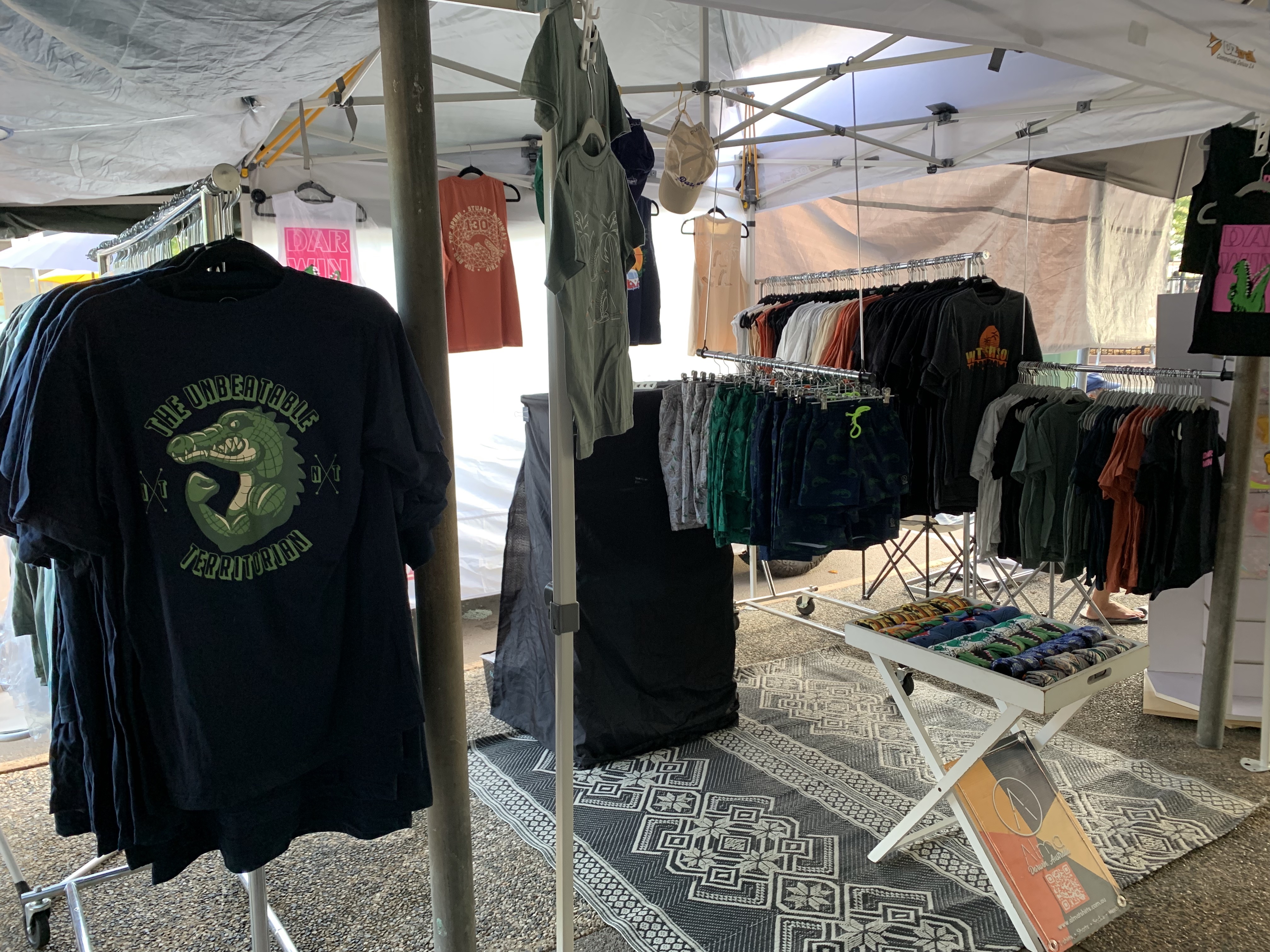 Alma T-Shirts